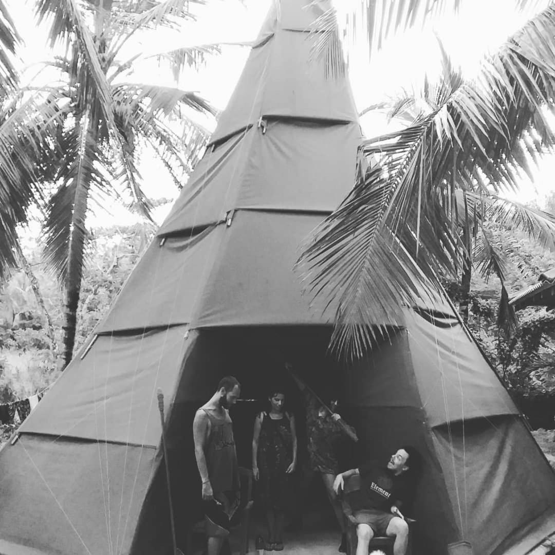Hidden Well Hiriketiya Hostel Dikwella Bagian luar foto